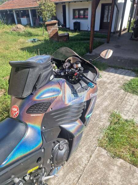 Kawasaki zzr 1400