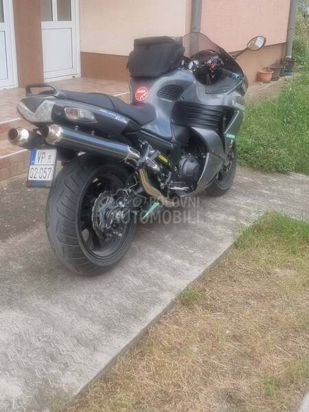 Kawasaki zzr 1400