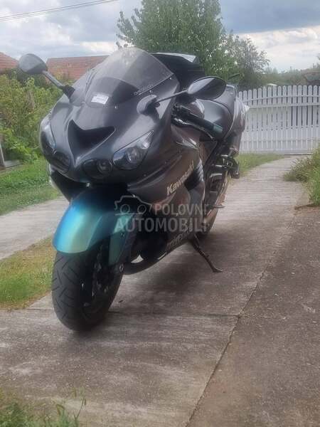 Kawasaki zzr 1400