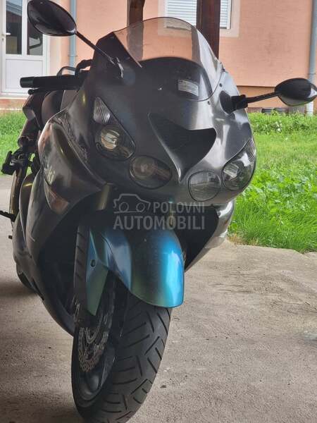 Kawasaki zzr 1400