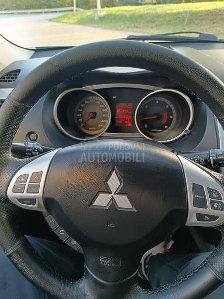 Mitsubishi Outlander 2.0 DiD