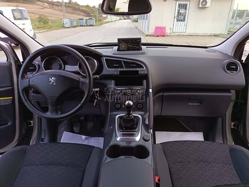 Peugeot 3008 1.6HDi LED NAV NOV