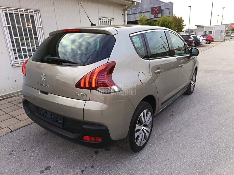 Peugeot 3008 1.6HDi LED NAV NOV