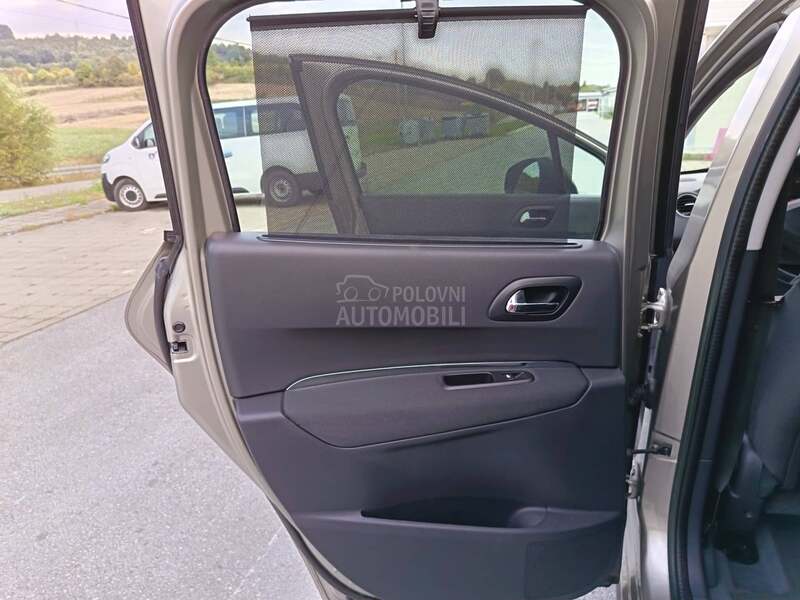 Peugeot 3008 1.6HDi LED NAV NOV