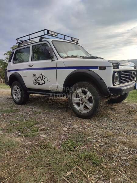 Lada Niva 1.7