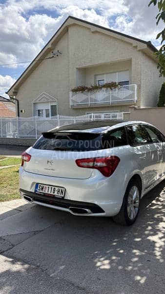 Citroen DS5 