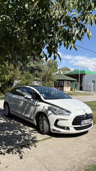 Citroen DS5 