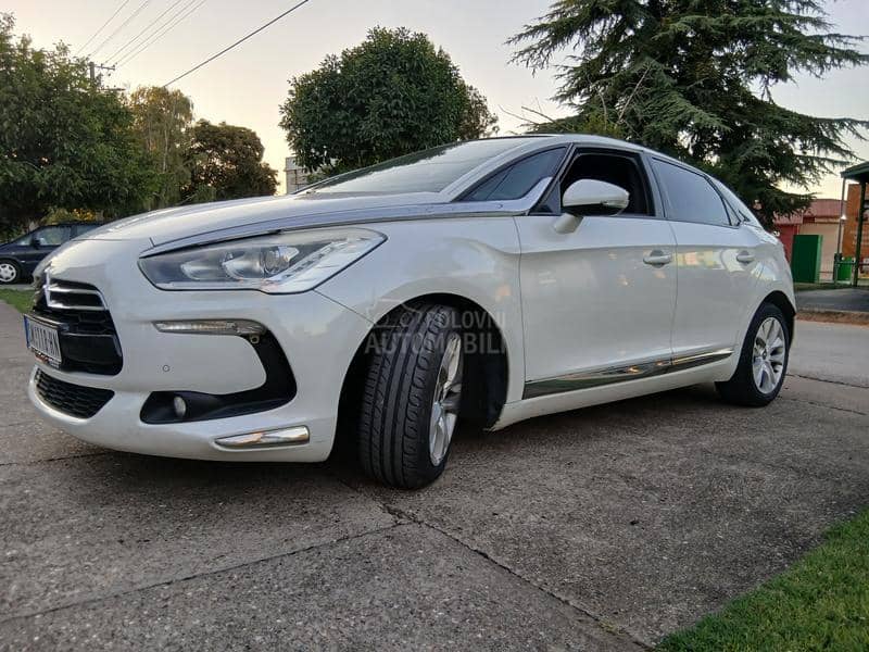 Citroen DS5 