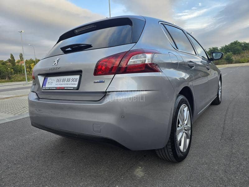 Peugeot 308 1.6 HDi NAV / PANO
