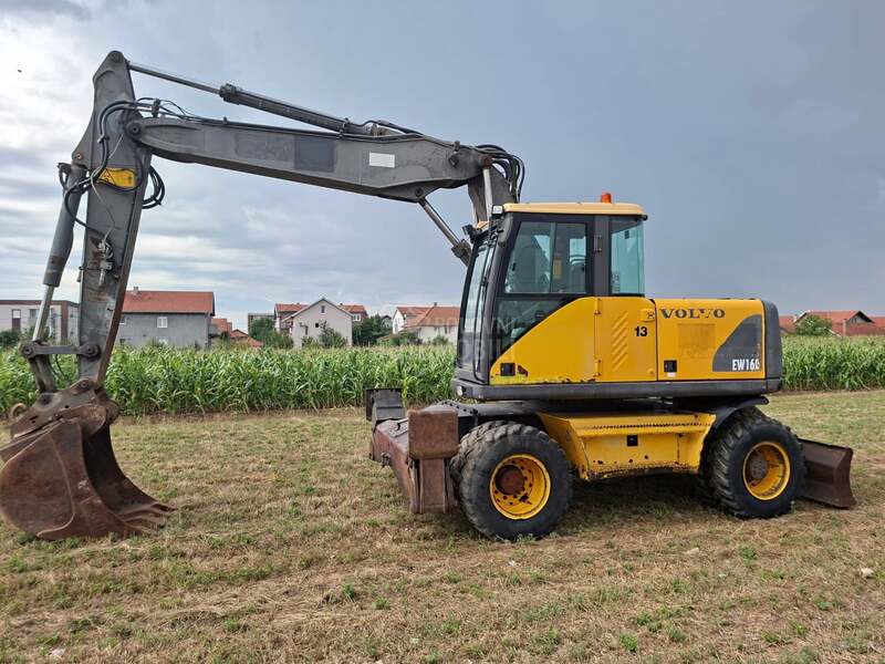 Volvo EW 160
