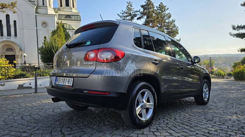 Volkswagen Tiguan 2.0 TSI
