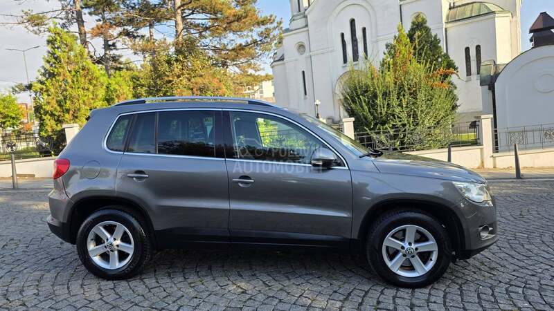 Volkswagen Tiguan 2.0 TSI