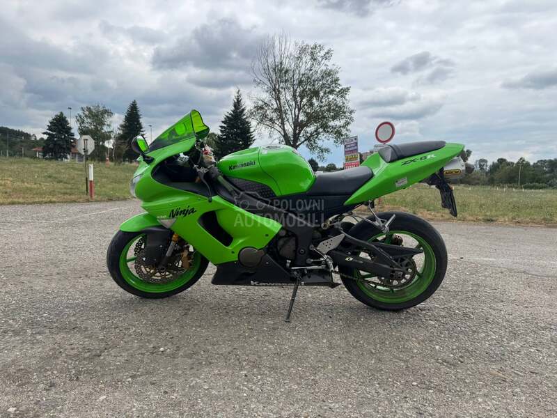 Kawasaki ZX6R 636