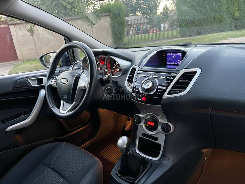 Ford Fiesta TITANIUM