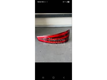 stop lampa za Audi Q3