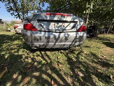 Zadnji branik r172 za Mercedes Benz SLK Klasa od 2011. do 2020. god.