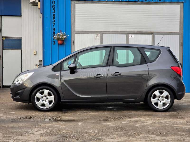 Opel Meriva 1.4 T švajcarac