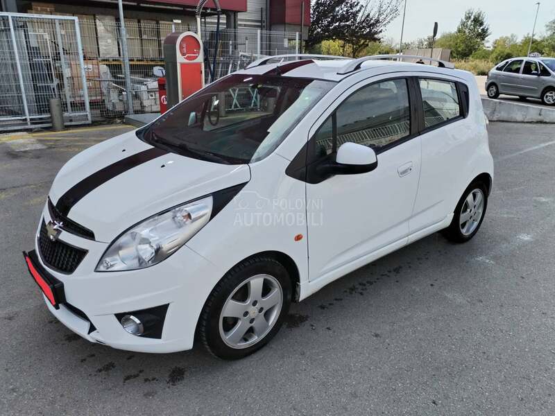 Chevrolet Spark 1.2 LT