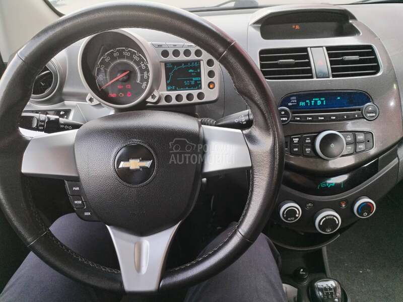 Chevrolet Spark 1.2 LT