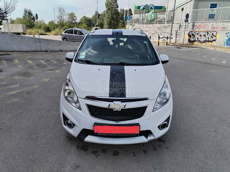 Chevrolet Spark 1.2 LT