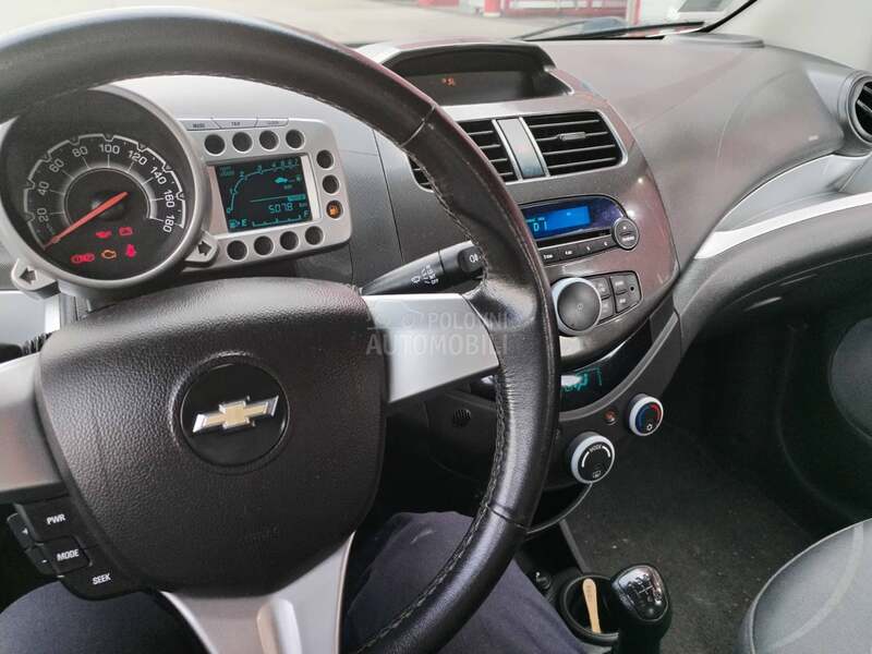 Chevrolet Spark 1.2 LT