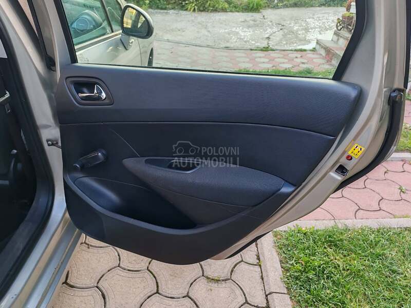 Peugeot 308 1.6 hdi