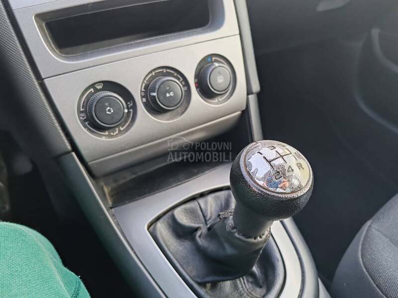 Peugeot 308 1.6 hdi