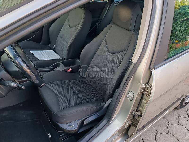 Peugeot 308 1.6 hdi