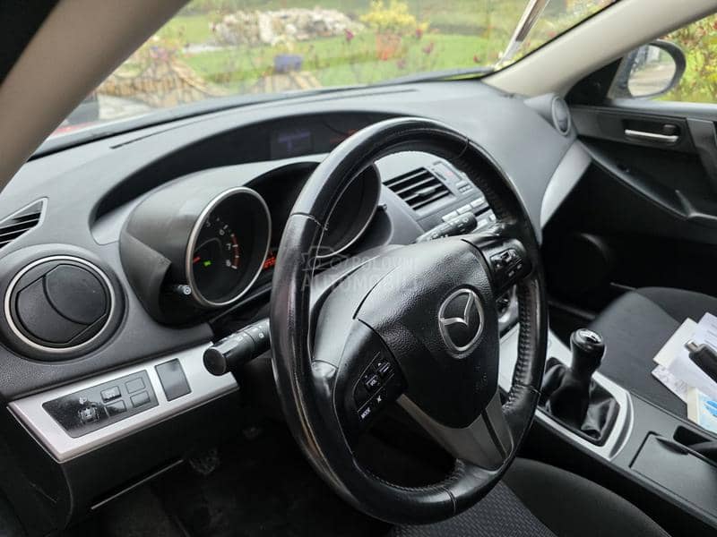 Mazda 3 1.6b 176hSvajc