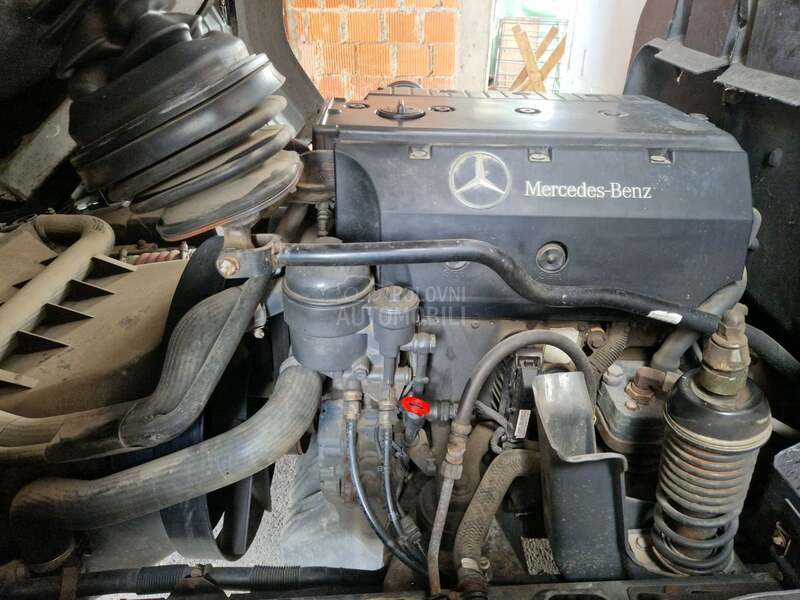Mercedes Benz Atego 818