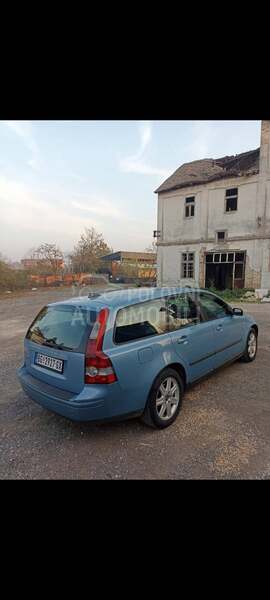 Volvo V50 