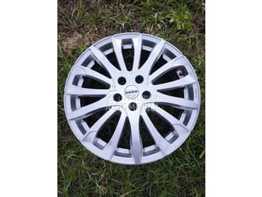 Aluminijumske felne Momo, Italy 18" Bez rupa