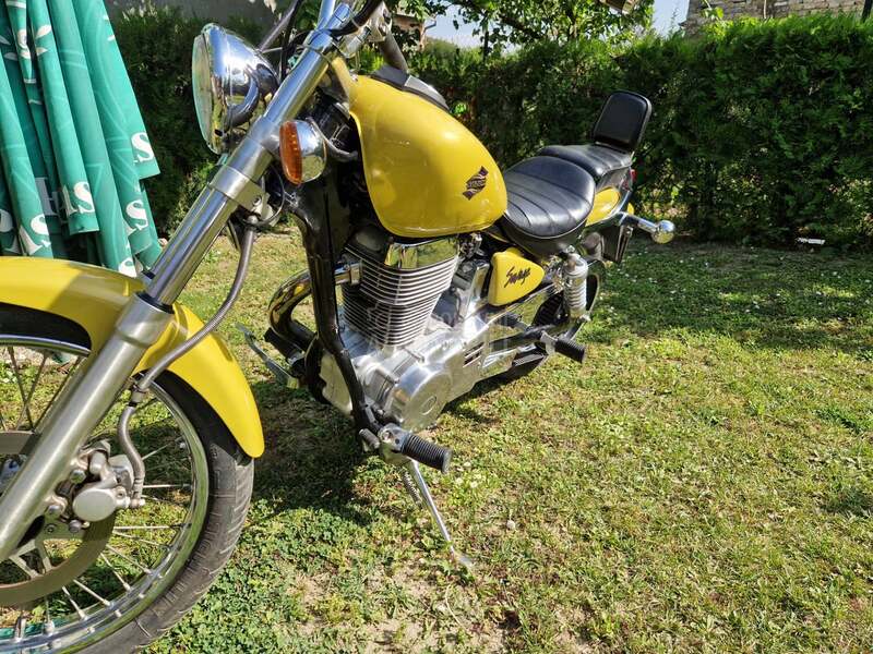 Suzuki savage
