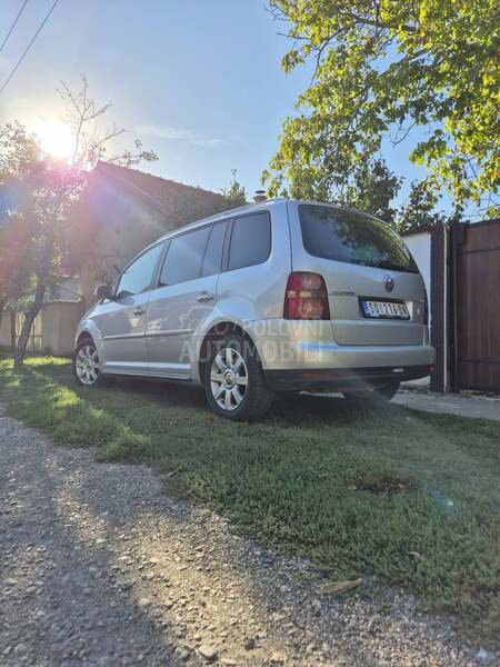 Volkswagen Touran 1.9tdi