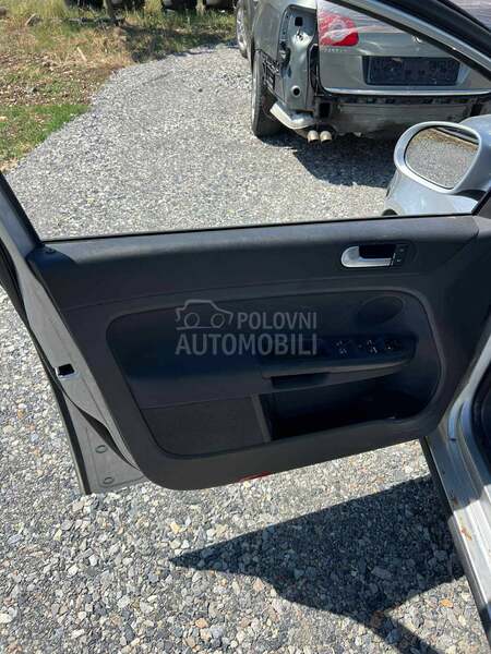 Poklopac motora (1.6 benz)