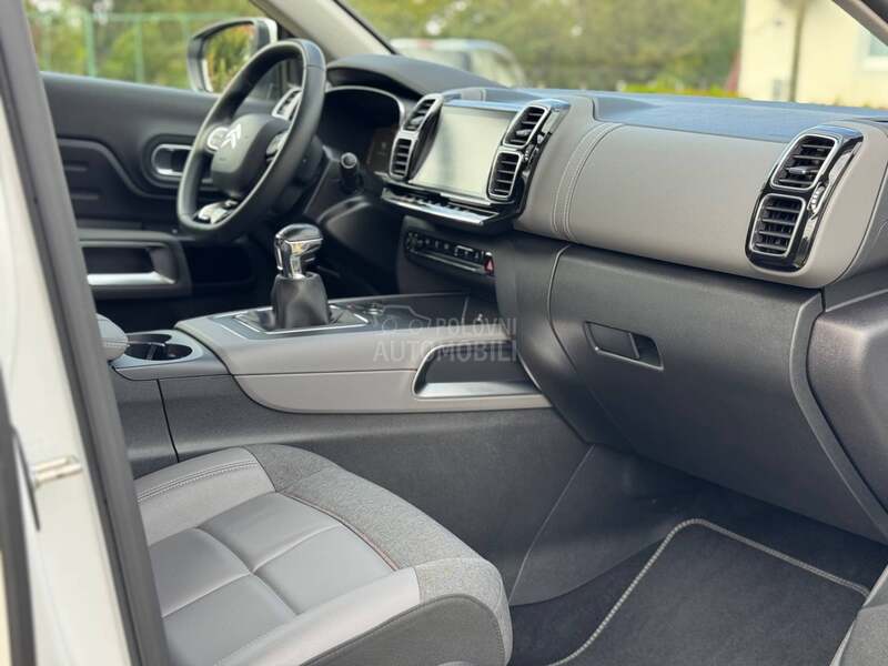 Citroen C5 Aircross 1.5 HDI SHINE/PERLA