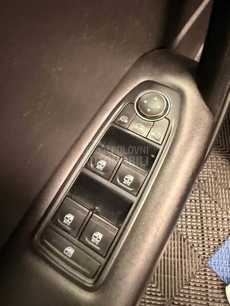 Renault Captur 1.5DCI ReStyleKAONOV