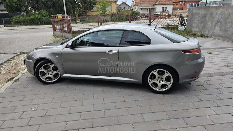Alfa Romeo GT 1.9 jtd