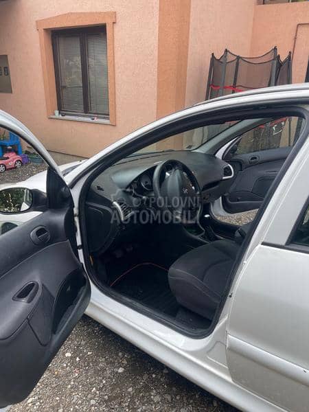Peugeot 206 plus 1.4