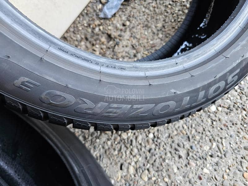 Pirelli 215/50 R18 Zimska
