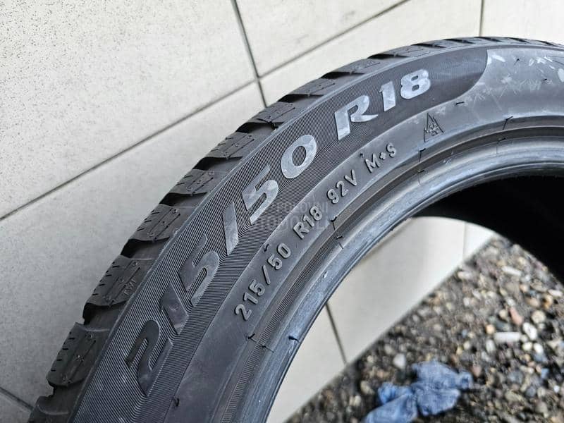 Pirelli 215/50 R18 Zimska