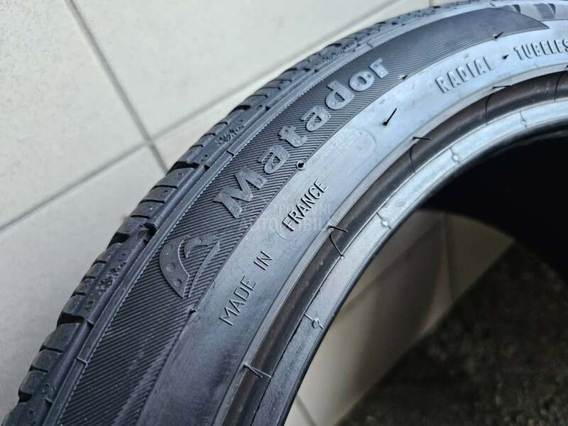 Matador 225/40 R18 Zimska