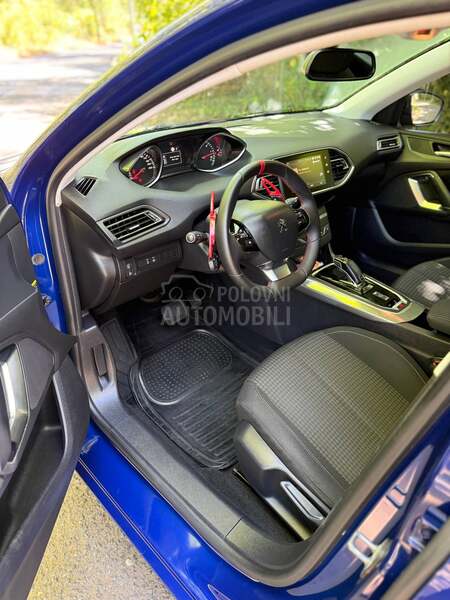 Peugeot 308 BLUE MATIC