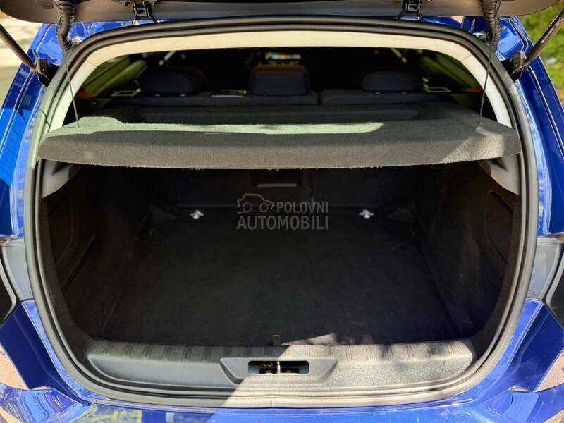 Peugeot 308 BLUE MATIC