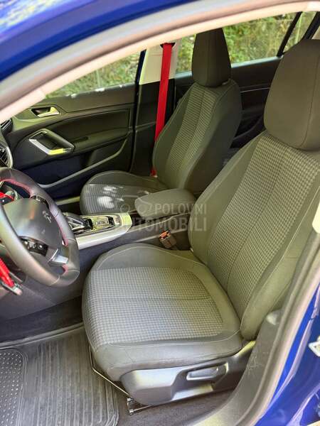 Peugeot 308 BLUE MATIC