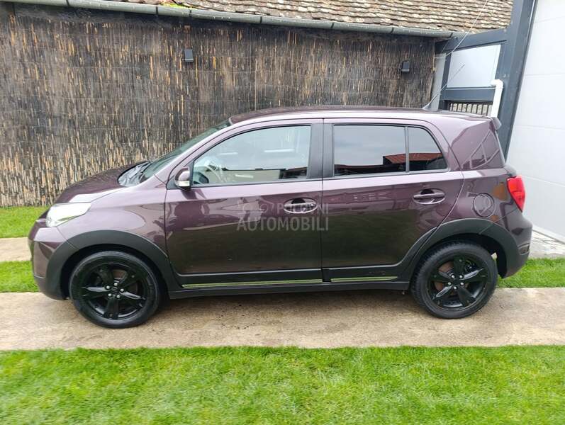 Toyota Urban Cruiser 1.4 diz 4 x 4