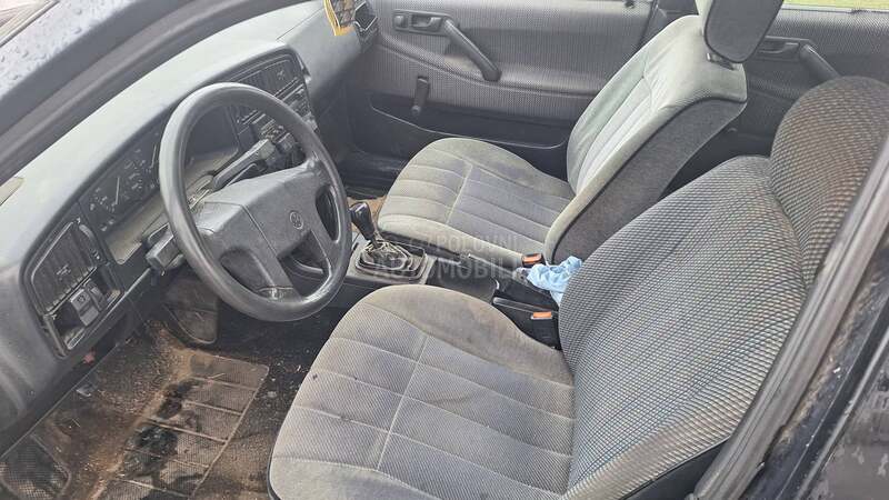 Volkswagen Passat B3 1.8