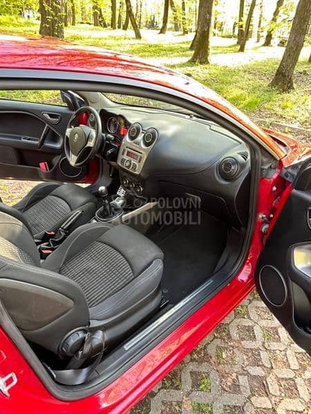Alfa Romeo MiTo 