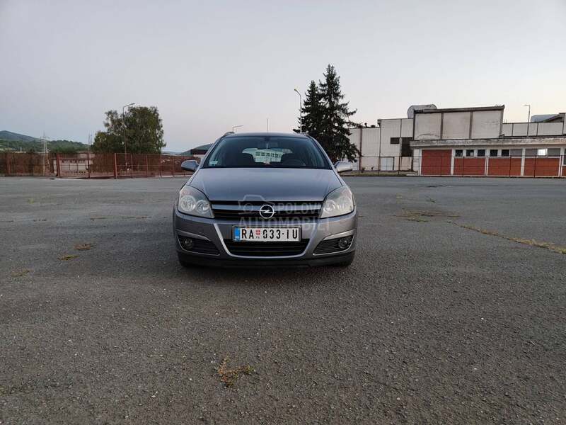 Opel Astra H 
