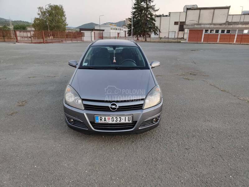 Opel Astra H 